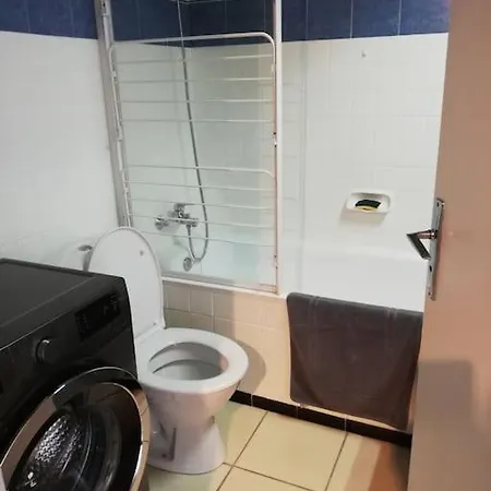 Aix Les Bains Plein Centre Studio 27M2 Tout Equipe Appartement Aix-les-Bains