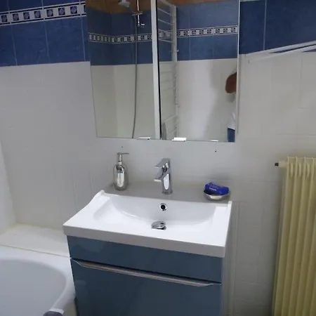 Aix Les Bains Plein Centre Studio 27M2 Tout Equipe Appartement